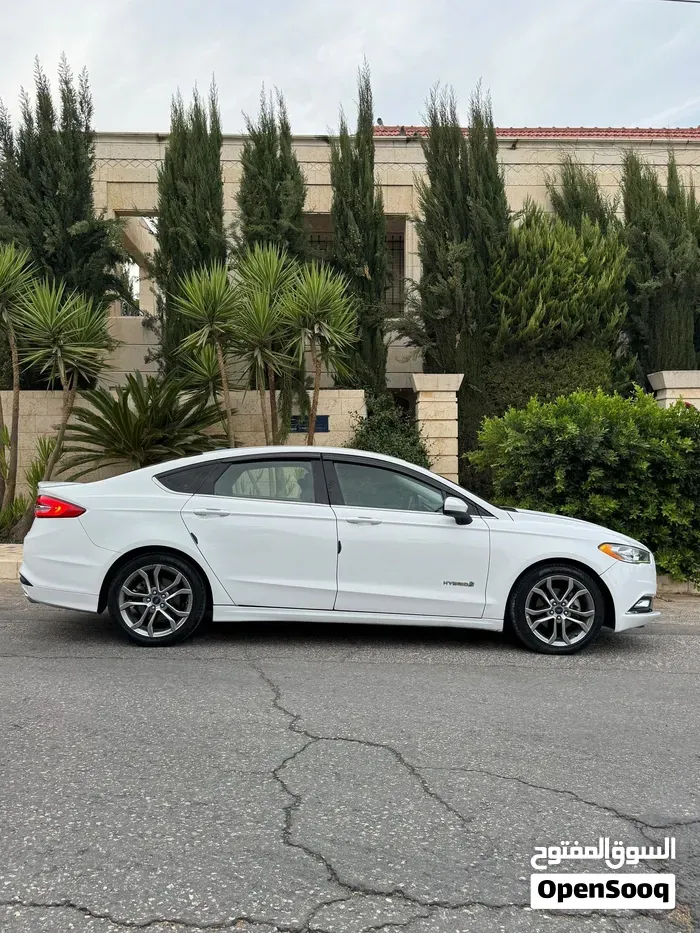 Ford Fusion 2017 photo 4