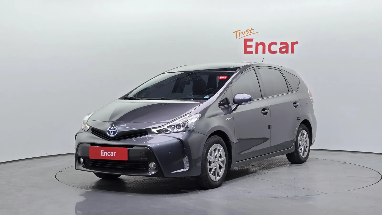 Toyota Prius V