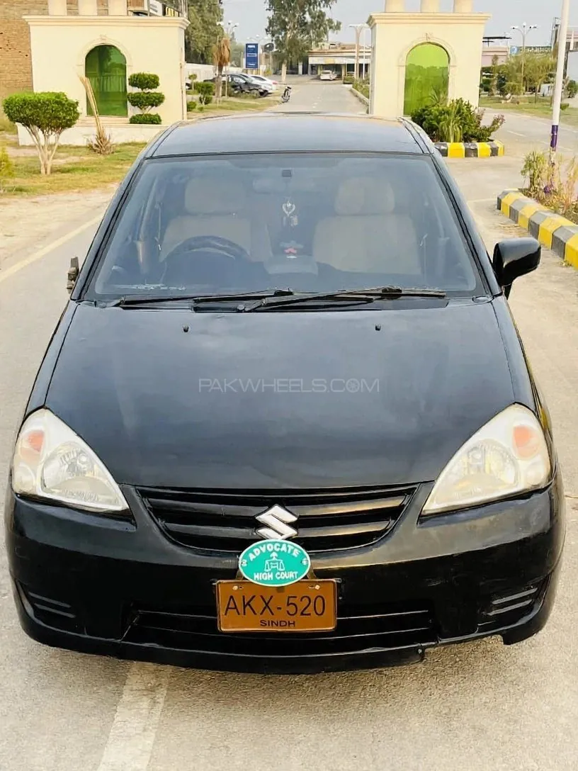 Suzuki Liana