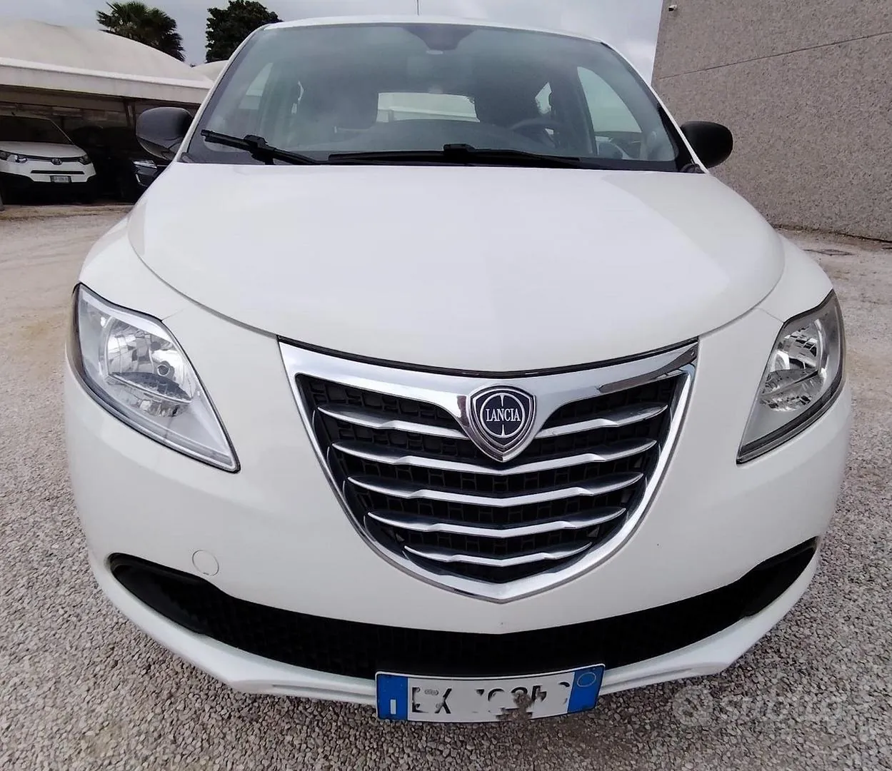 Lancia Ypsilon
