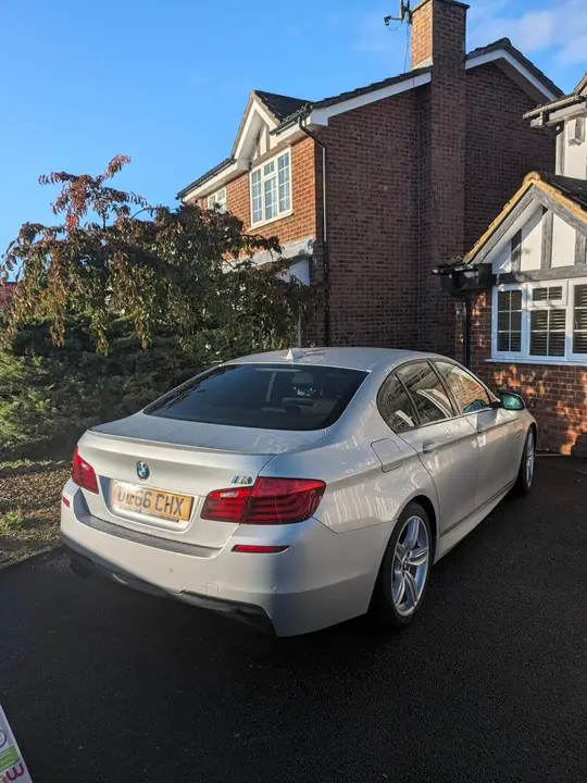 BMW 5 Series 2016 photo 2