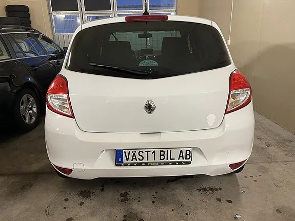 Renault Clio 2011 photo 5