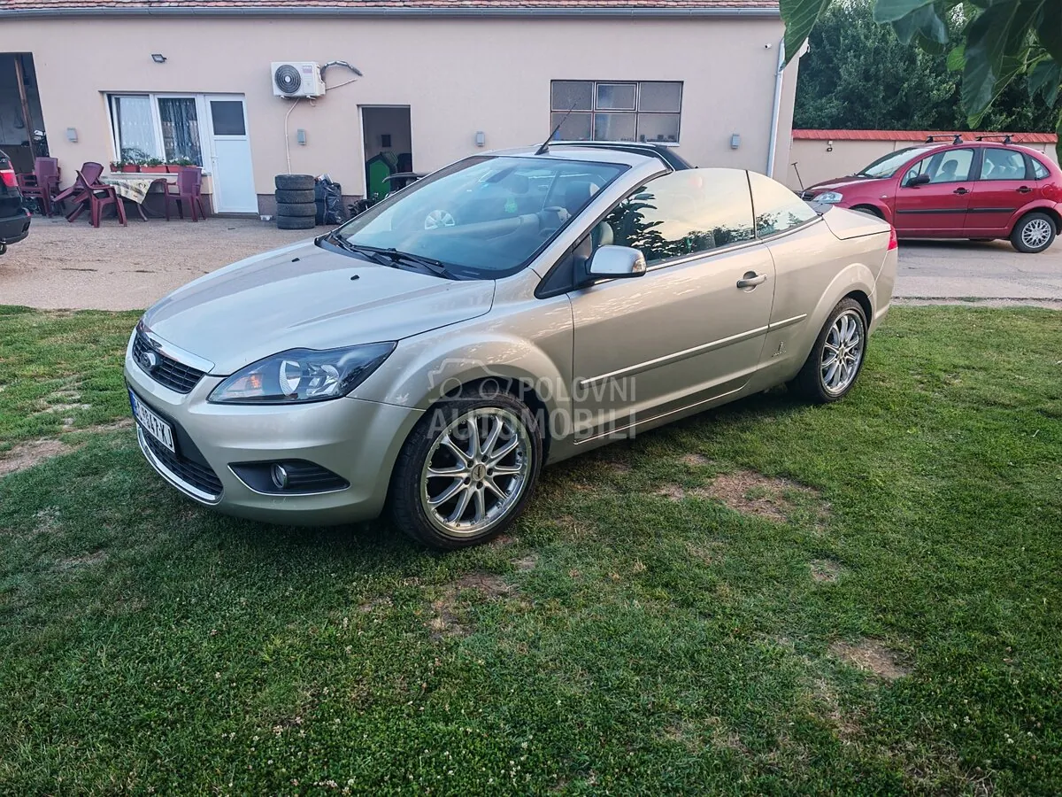 Ford Focus 2009 photo 3