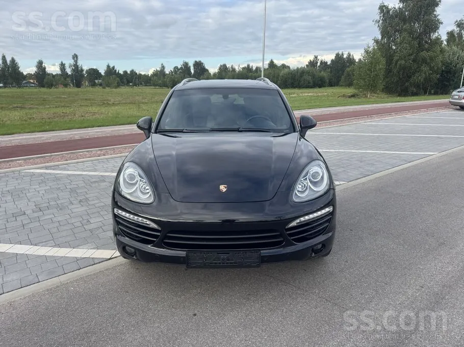 Porsche Cayenne 2011 photo 3