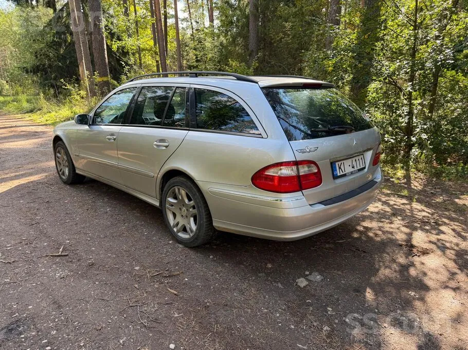 Mercedes-Benz E280 2005 photo 4