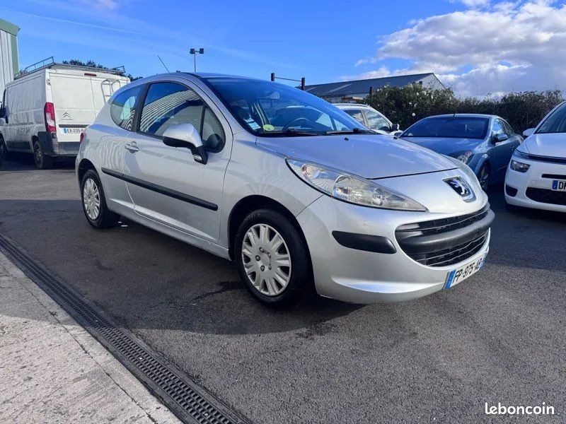 Peugeot 207