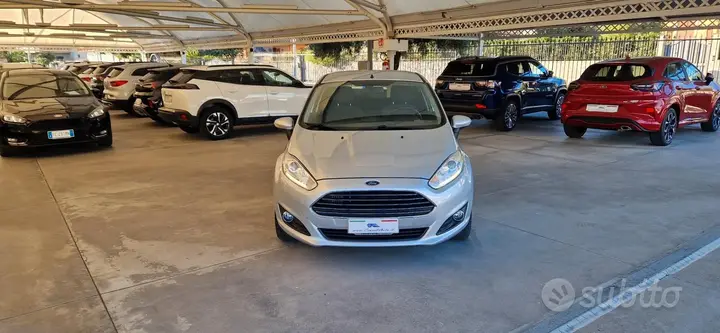 Ford Fiesta 2014 photo 3