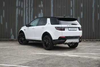 Land Rover Discovery Sport 2026 photo 4