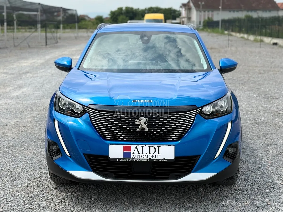 Peugeot 2008 2021 photo 2