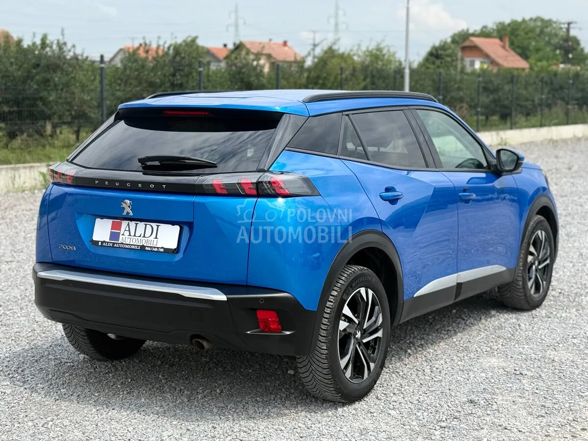 Peugeot 2008 2021 photo 5