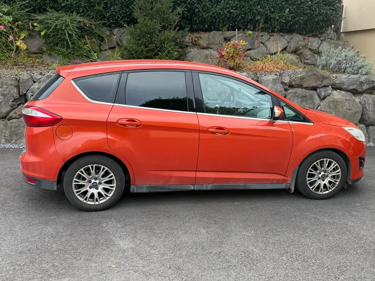 Ford C-Max 2011 photo 3