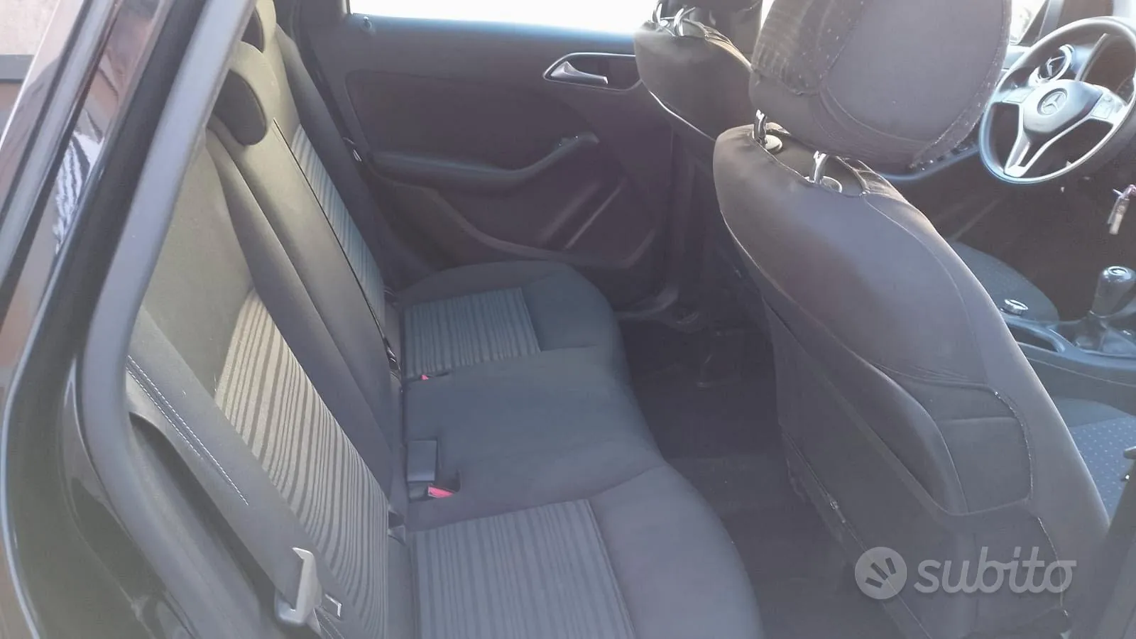 Mercedes-Benz B180 2012 photo 5