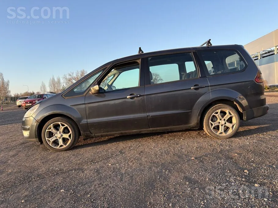 Ford Galaxy 2007 photo 2