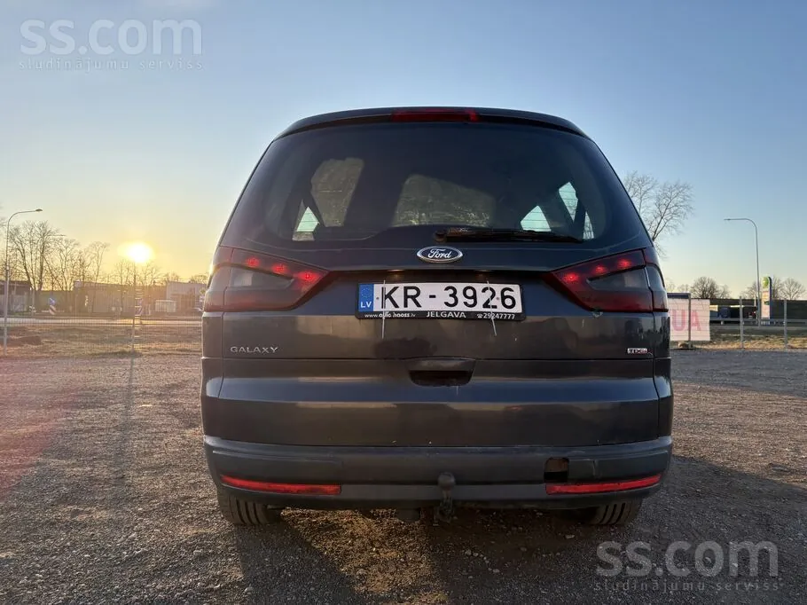 Ford Galaxy 2007 photo 4