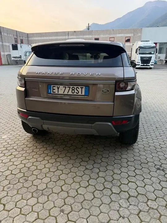 Land Rover Range Rover Evoque 2015 photo 2