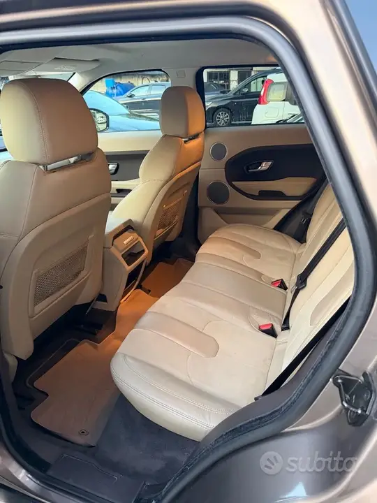 Land Rover Range Rover Evoque 2015 photo 5