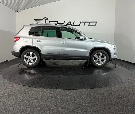 Volkswagen Tiguan 2011 photo 4