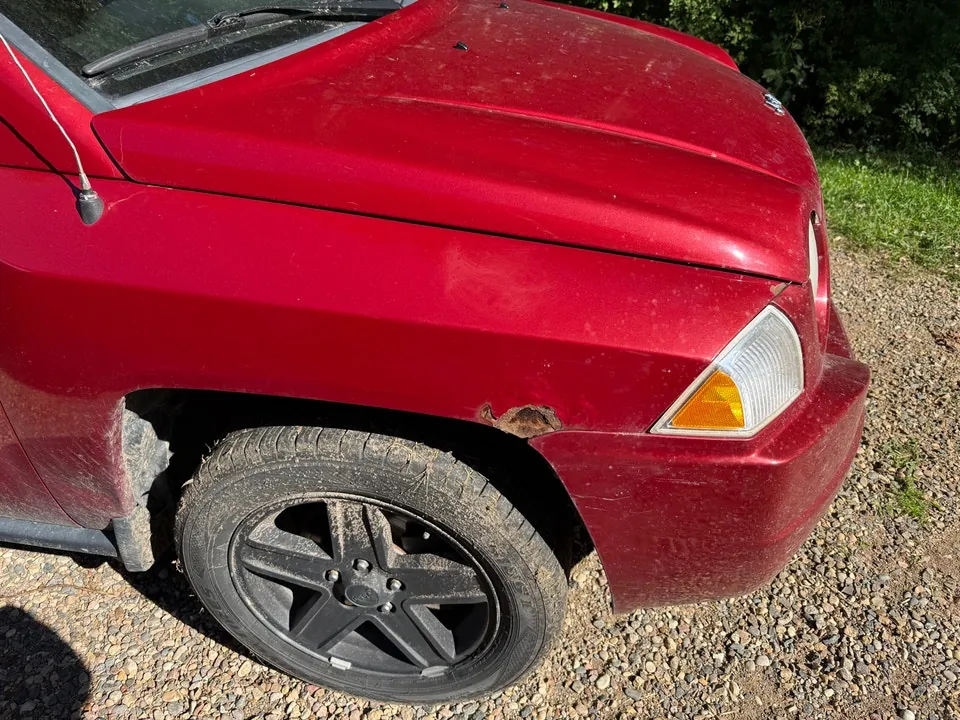 Jeep Compass 2010 photo 2