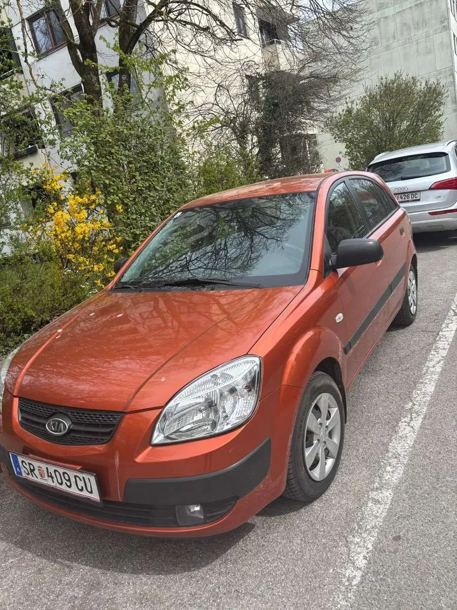 Kia Rio 2009 photo 2