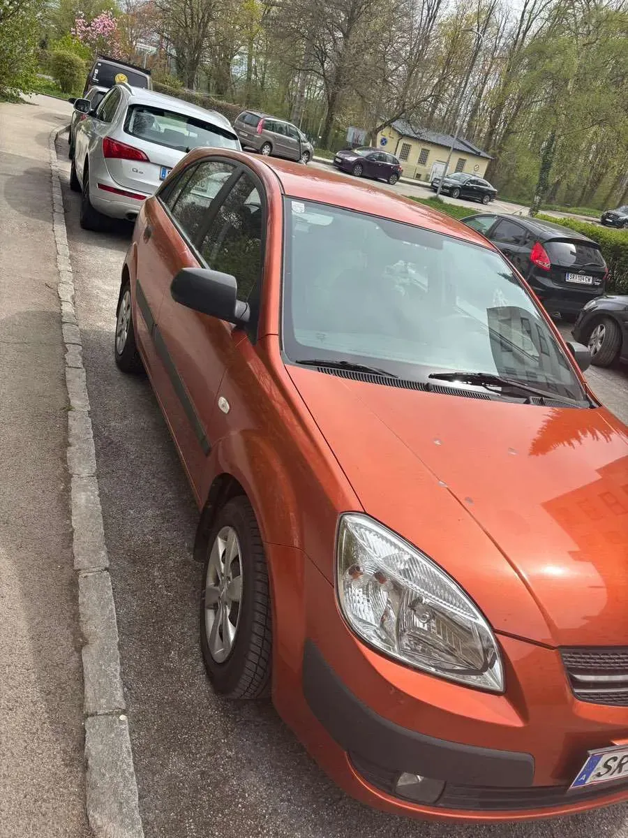 Kia Rio 2009 photo 3