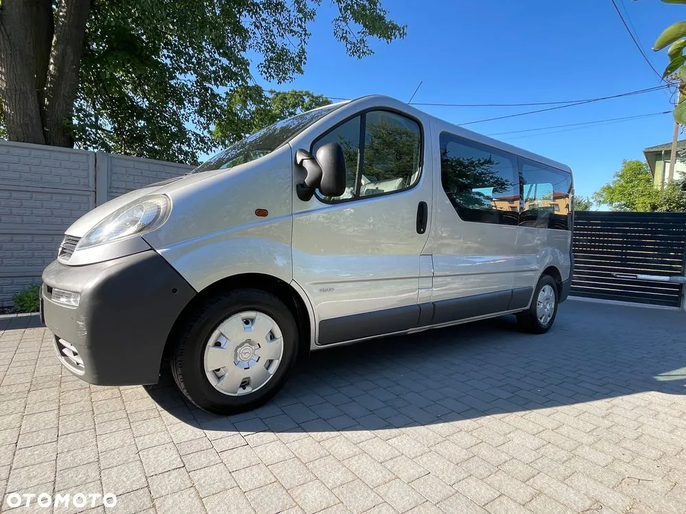 Opel Vivaro 2006 photo 3