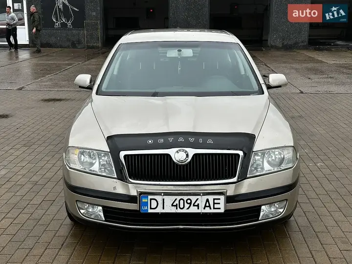 Skoda Octavia 2005 photo 2