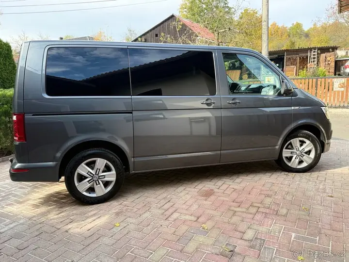 Volkswagen Multivan 2017 photo 4