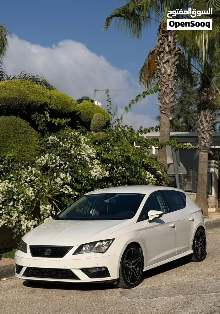 Seat Leon 2020 photo 2