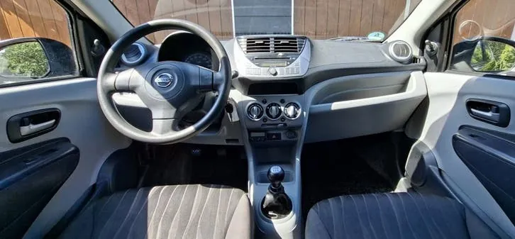 Nissan Pixo 2010 photo 3
