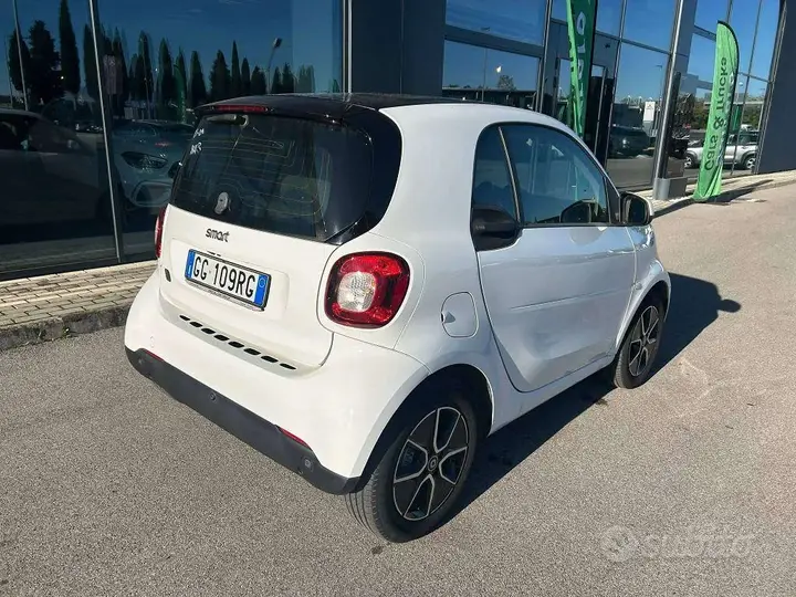 Smart Fortwo 2021 photo 5