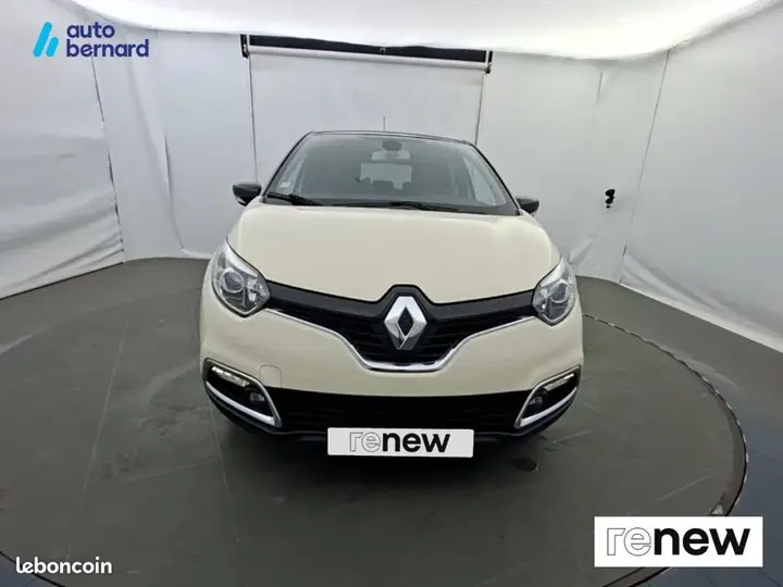 Renault Captur 2017 photo 2