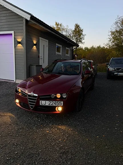 Alfa Romeo 159
