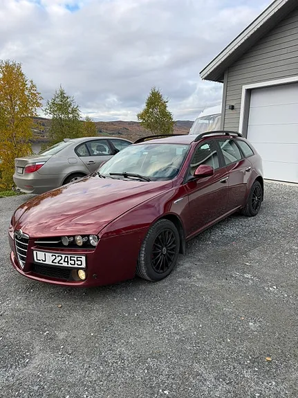 Alfa Romeo 159 2006 photo 2