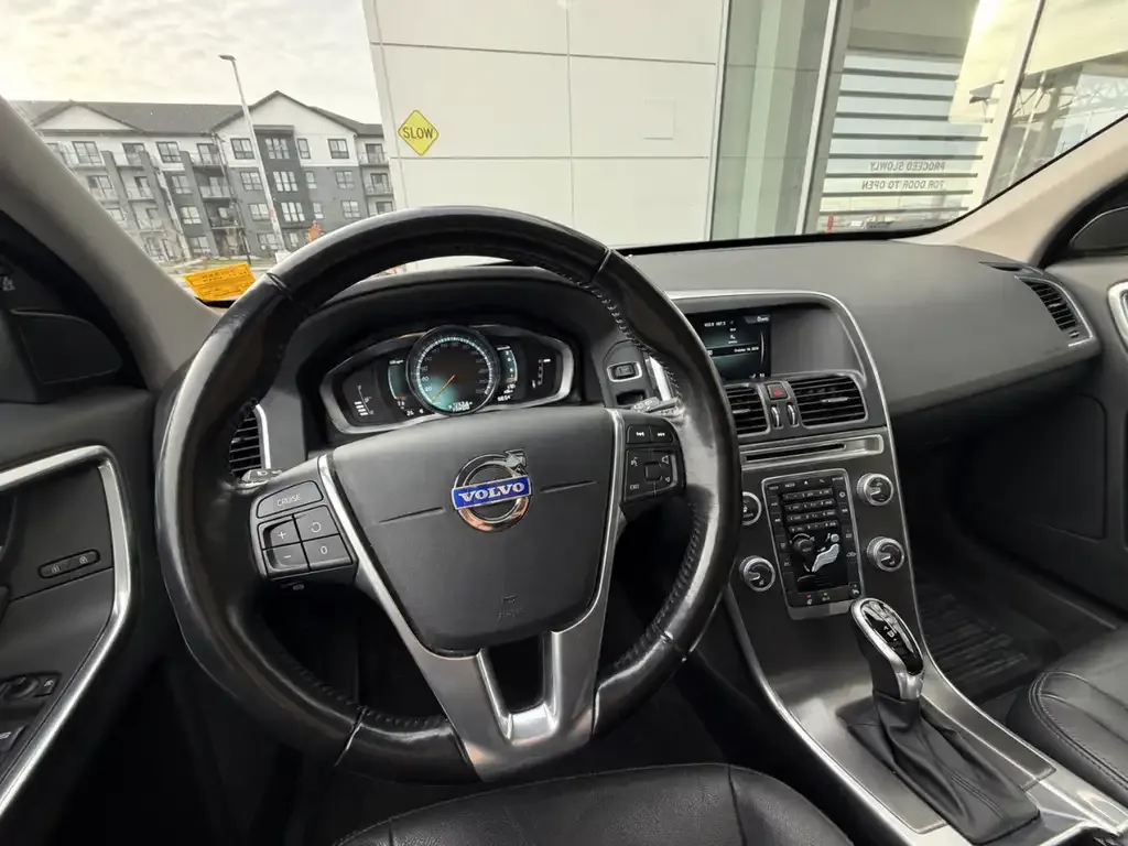 Volvo Xc60 2015 photo 2