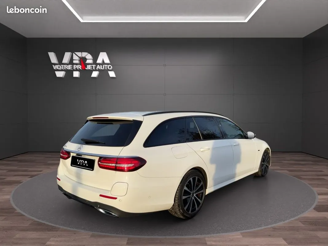 Mercedes-Benz E-Class 2020 photo 5