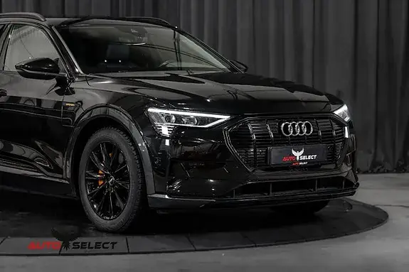 Audi E-Tron 2021 photo 2