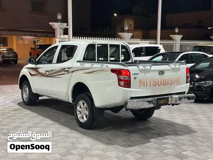 Mitsubishi L200 2018 photo 3