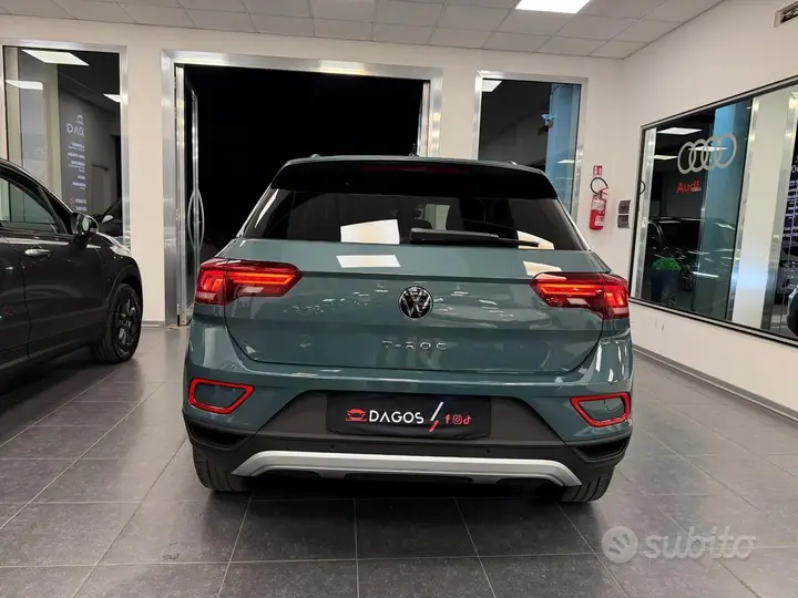 Volkswagen T-Roc 2023 photo 5