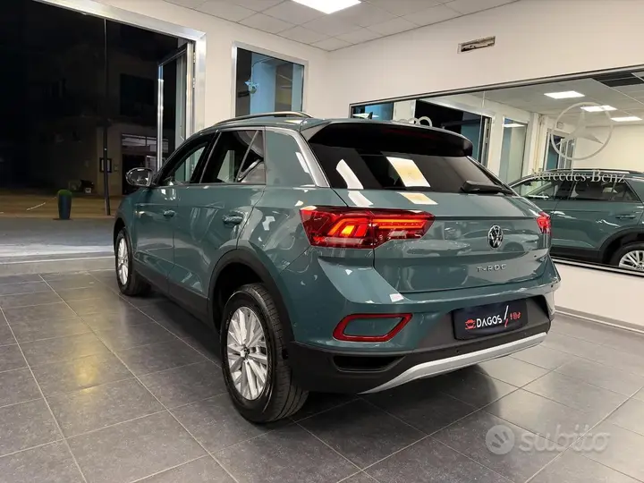 Volkswagen T-Roc 2023 photo 4