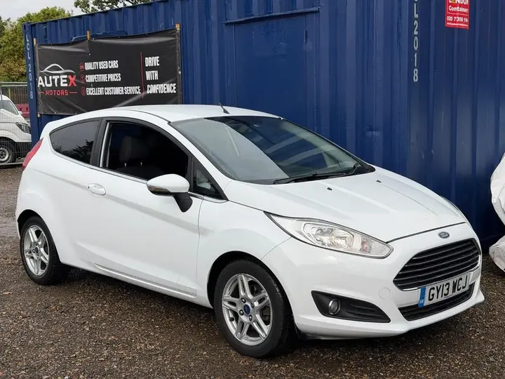 Ford Fiesta 2013 photo 5