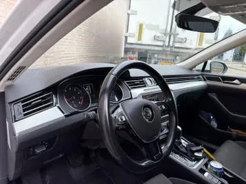 Volkswagen Passat 2018 photo 3