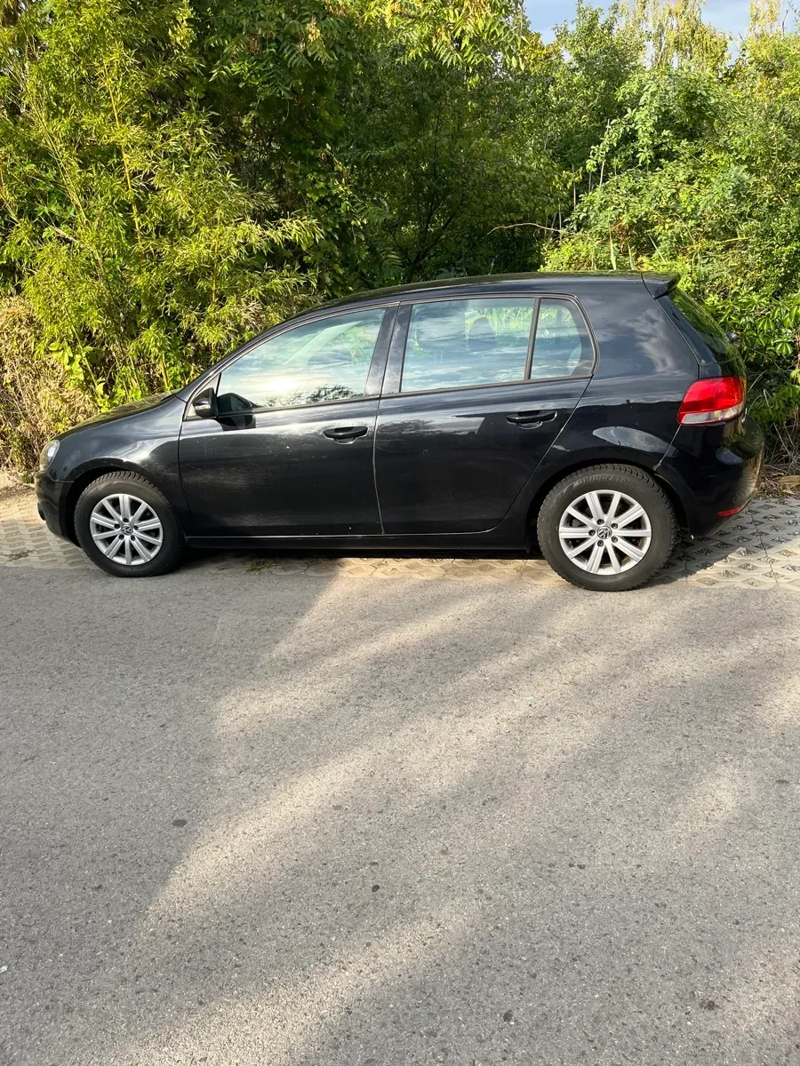 Volkswagen Golf 2012 photo 3