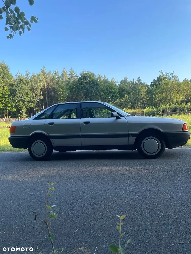Audi 80 1986 photo 2