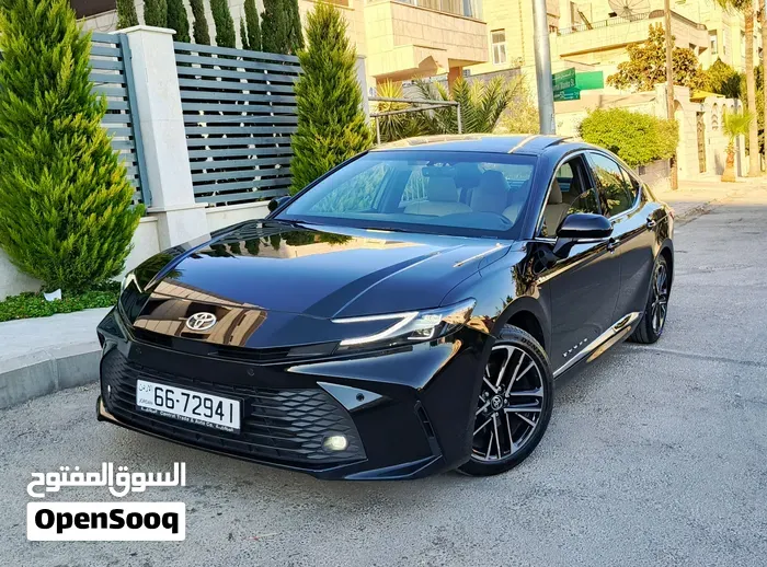Toyota Camry 2025 photo 3