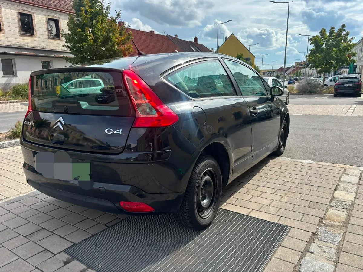 Citroen C4 2008 photo 3