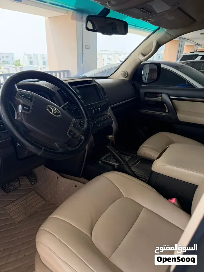 Toyota Land Cruiser 2009 photo 3