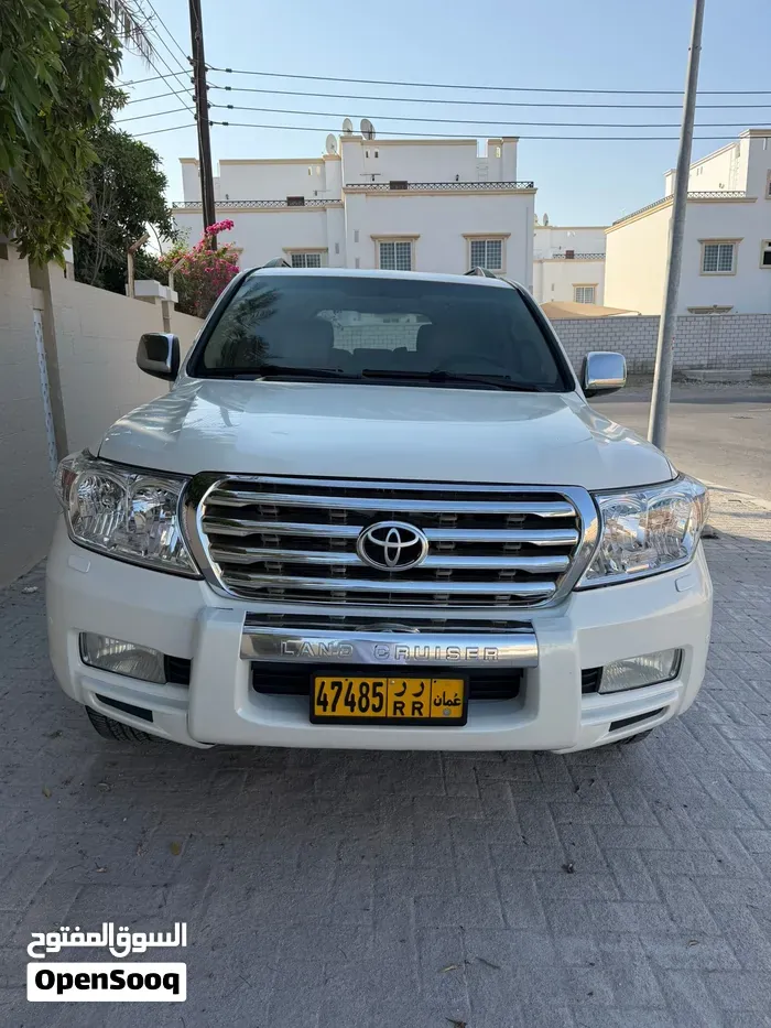 Toyota Land Cruiser 2009 photo 2