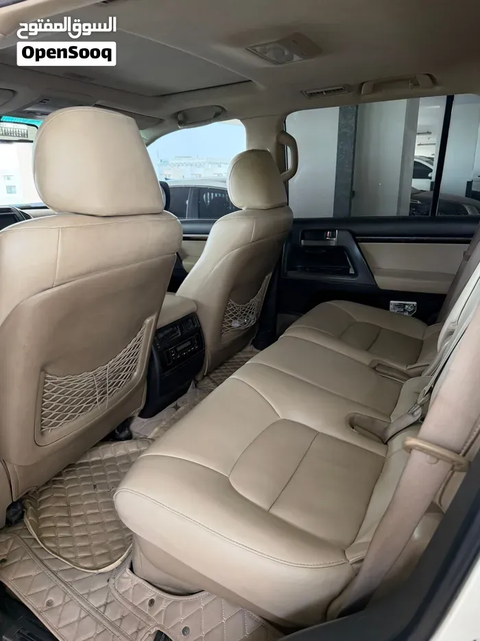 Toyota Land Cruiser 2009 photo 4
