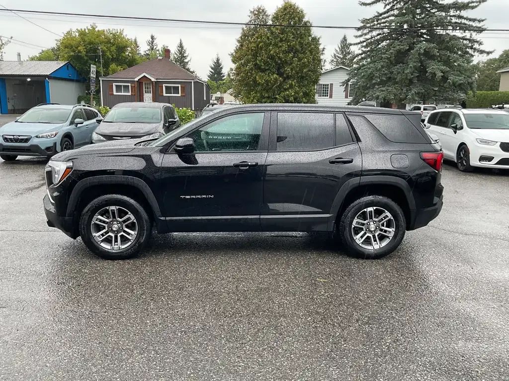 GMC Terrain 2026 photo 3