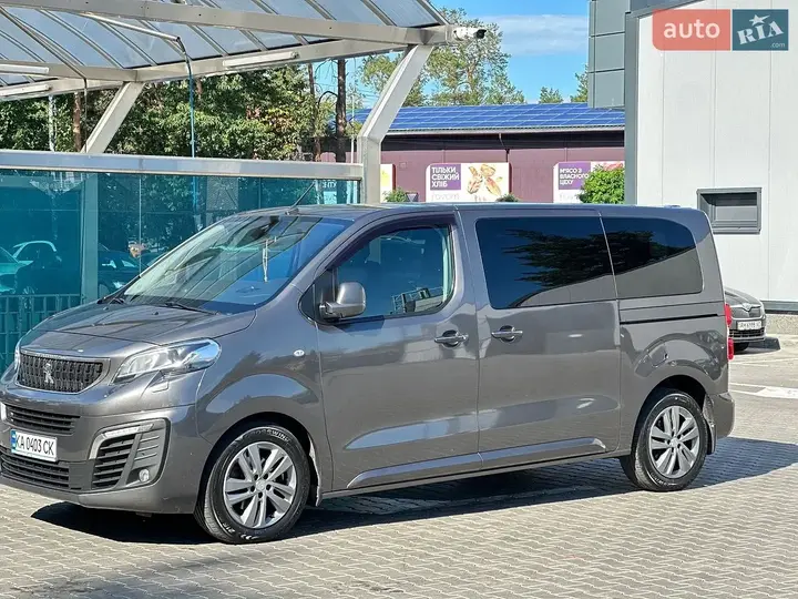 Peugeot Traveller 2018 photo 3